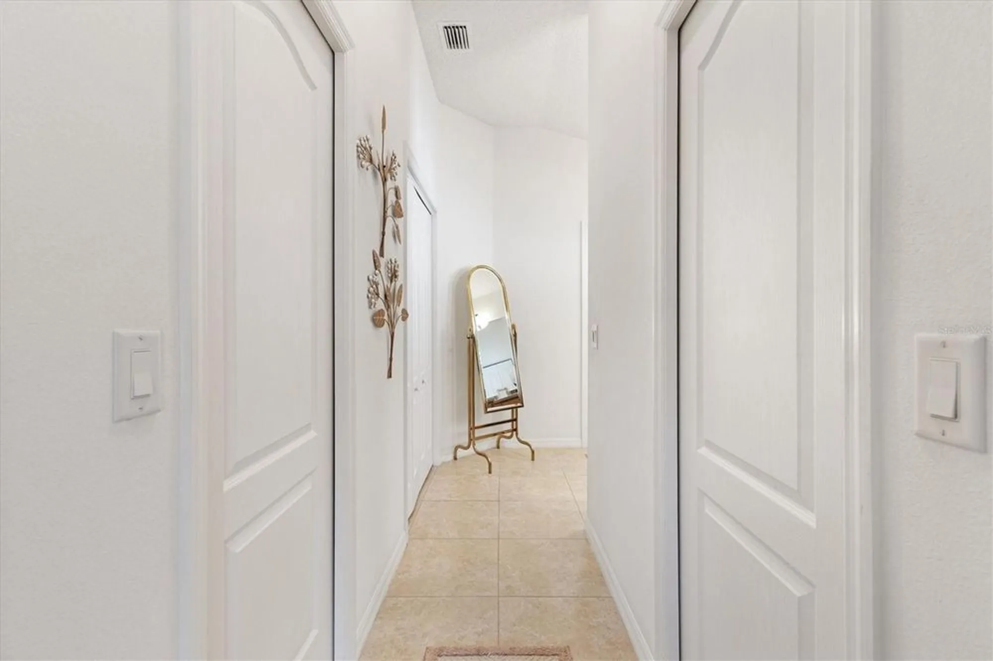 Property Slideshow image 23 of 37 | 552 society hill cir, The Villages, FL, 32162