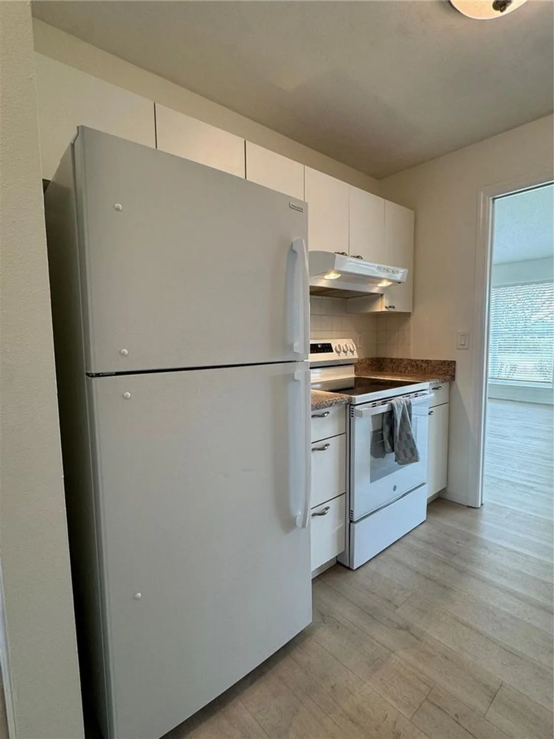 Property Slideshow image 8 of 34 | 859 audubon dr # 859, Bradenton, FL, 34209