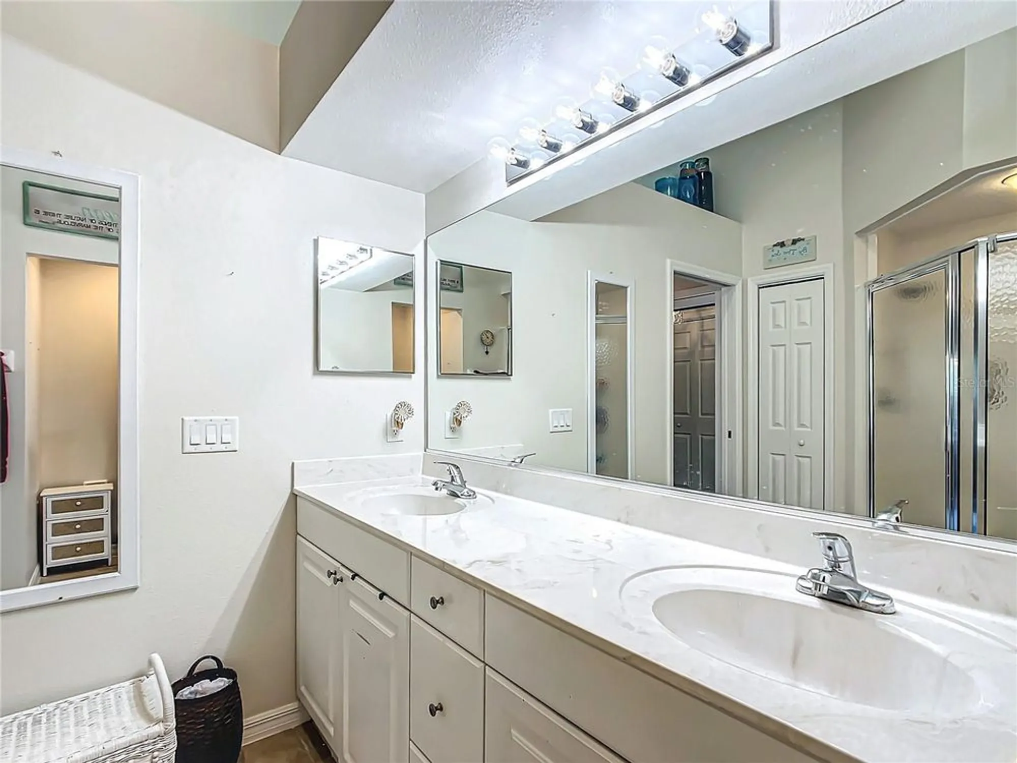 Property Slideshow image 26 of 38 | 10156 mainsail dr, Oxford, FL, 34484