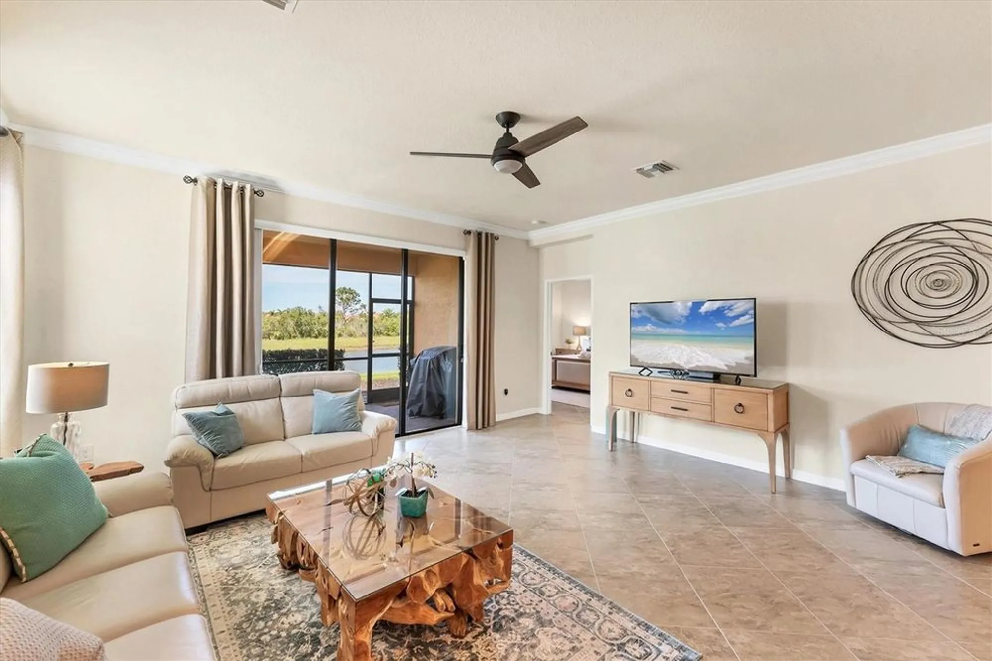 Property Slideshow image 11 of 47 | 10072 cozy grove dr, Venice, FL, 34293