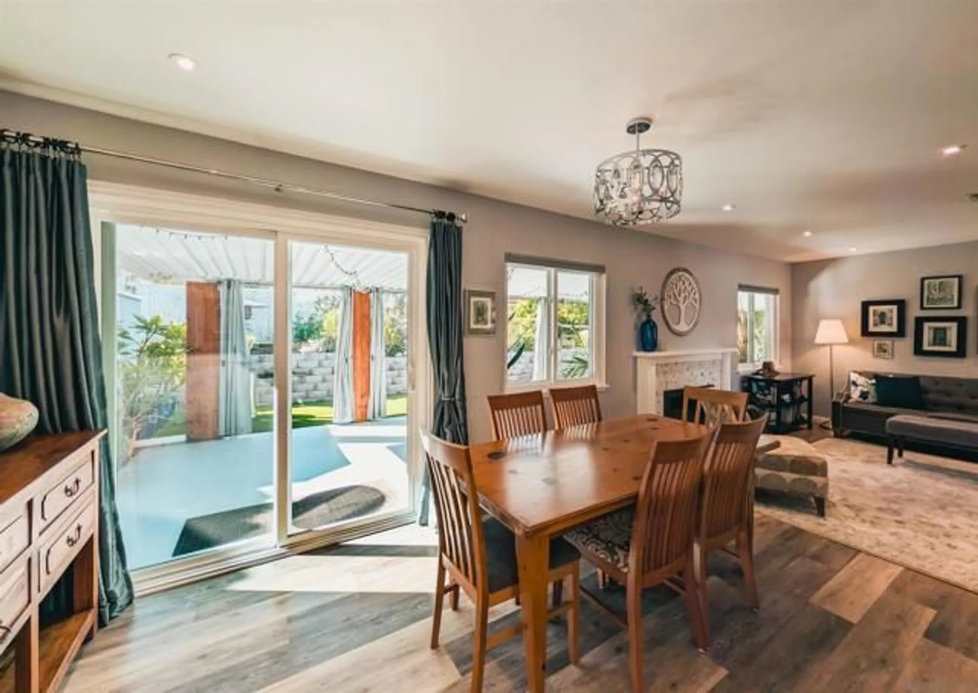Property Slideshow image 10 of 57 | 16482 roca dr, San Diego, CA, 92128