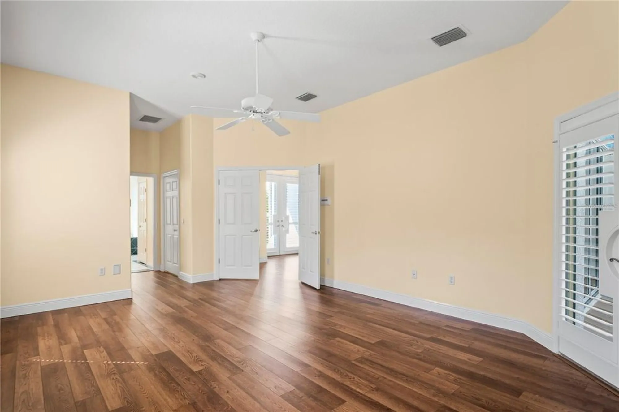 Property Slideshow image 31 of 97 | 9219 grand cypress dr, Weeki Wachee, FL, 34613