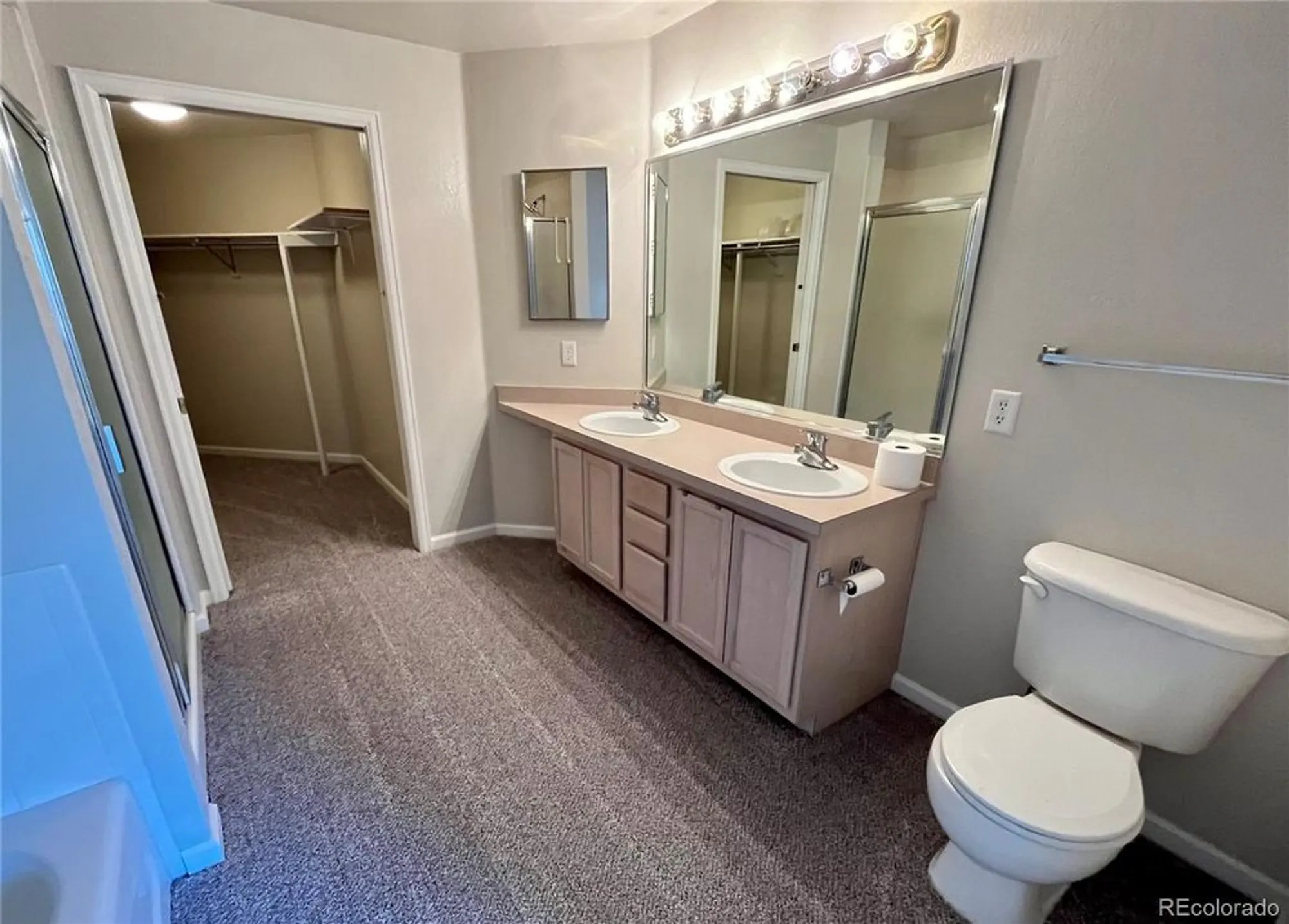 Property Slideshow image 13 of 36 | 2451 kipling st 214, Lakewood, CO, 80215