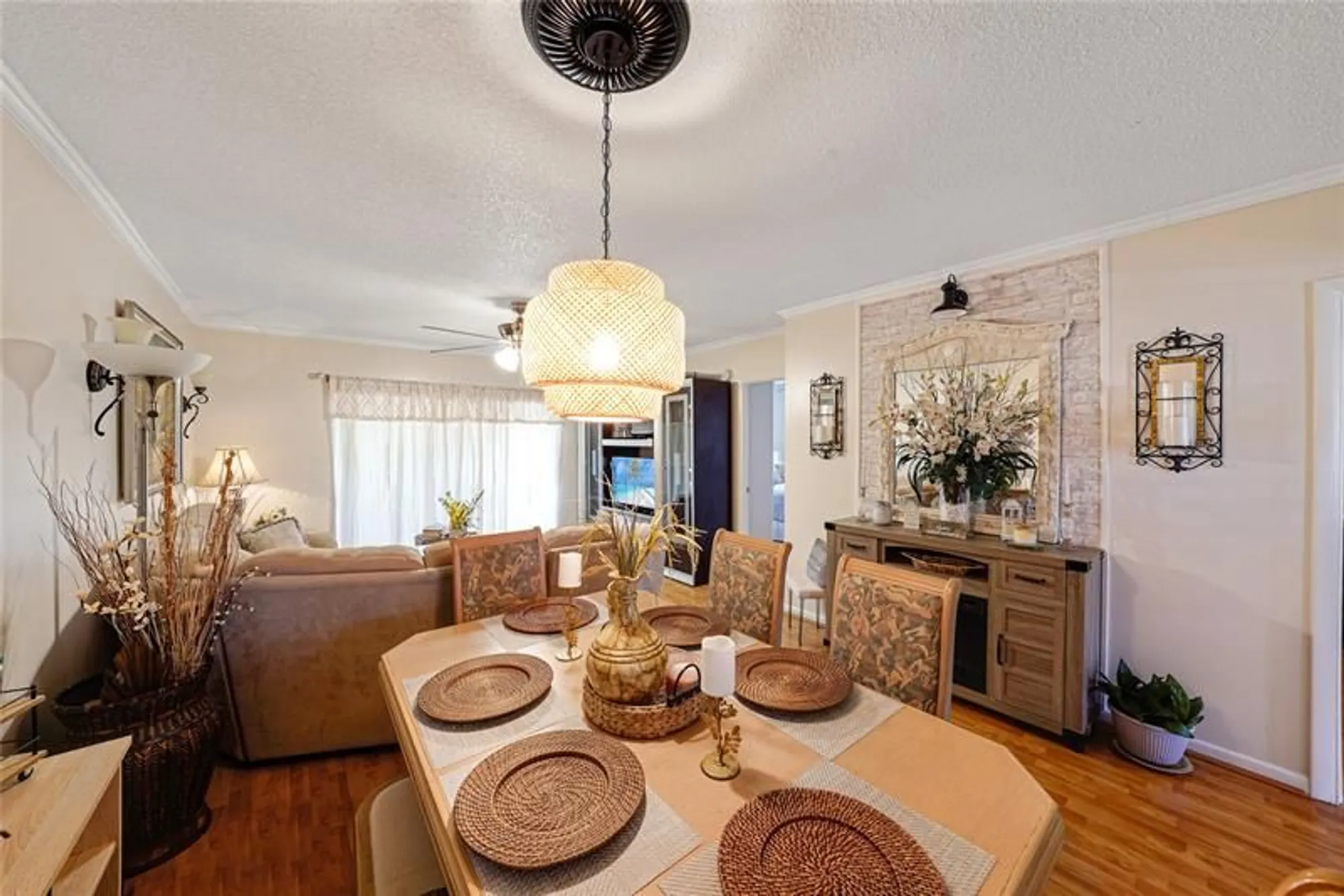 Property Slideshow image 8 of 51 | 551 nw 76th ter apt 208, Margate, FL, 33063