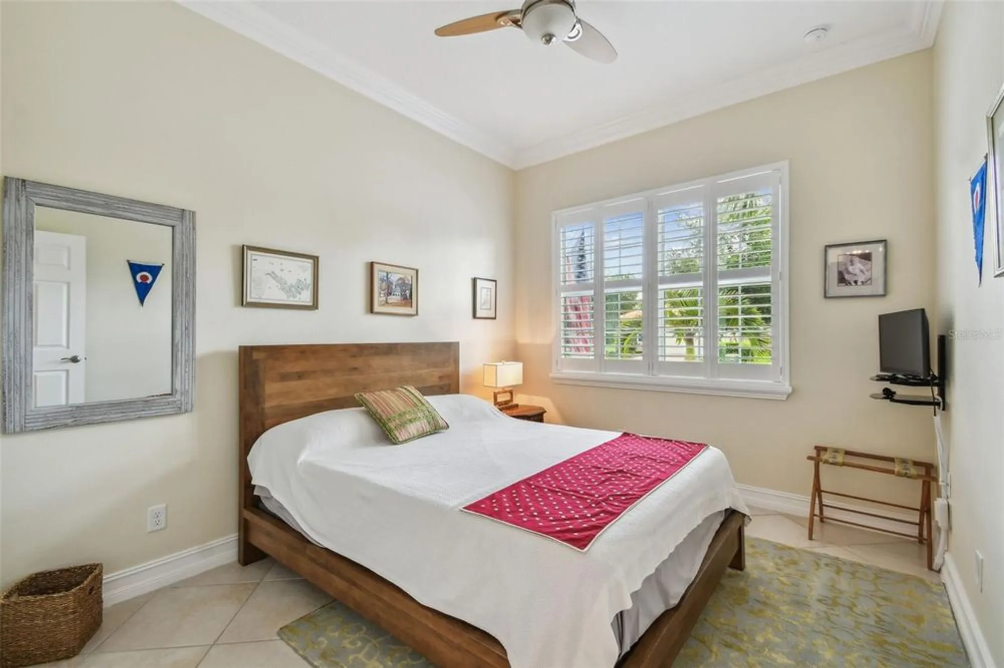 Property Slideshow image 31 of 48 | 5103 shady stone pl, Wimauma, FL, 33598