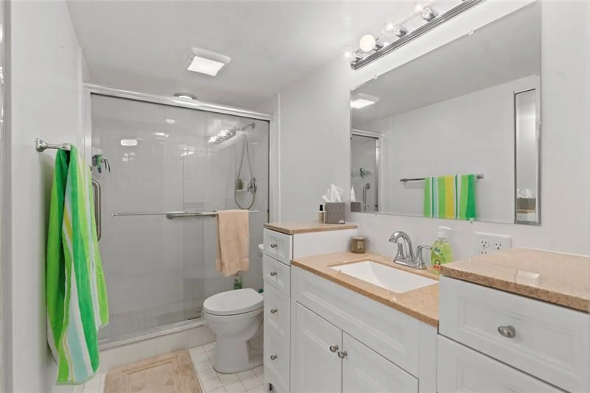 Property Slideshow image 17 of 33 | 4301 martinique cir c2, Coconut Creek, FL, 33066