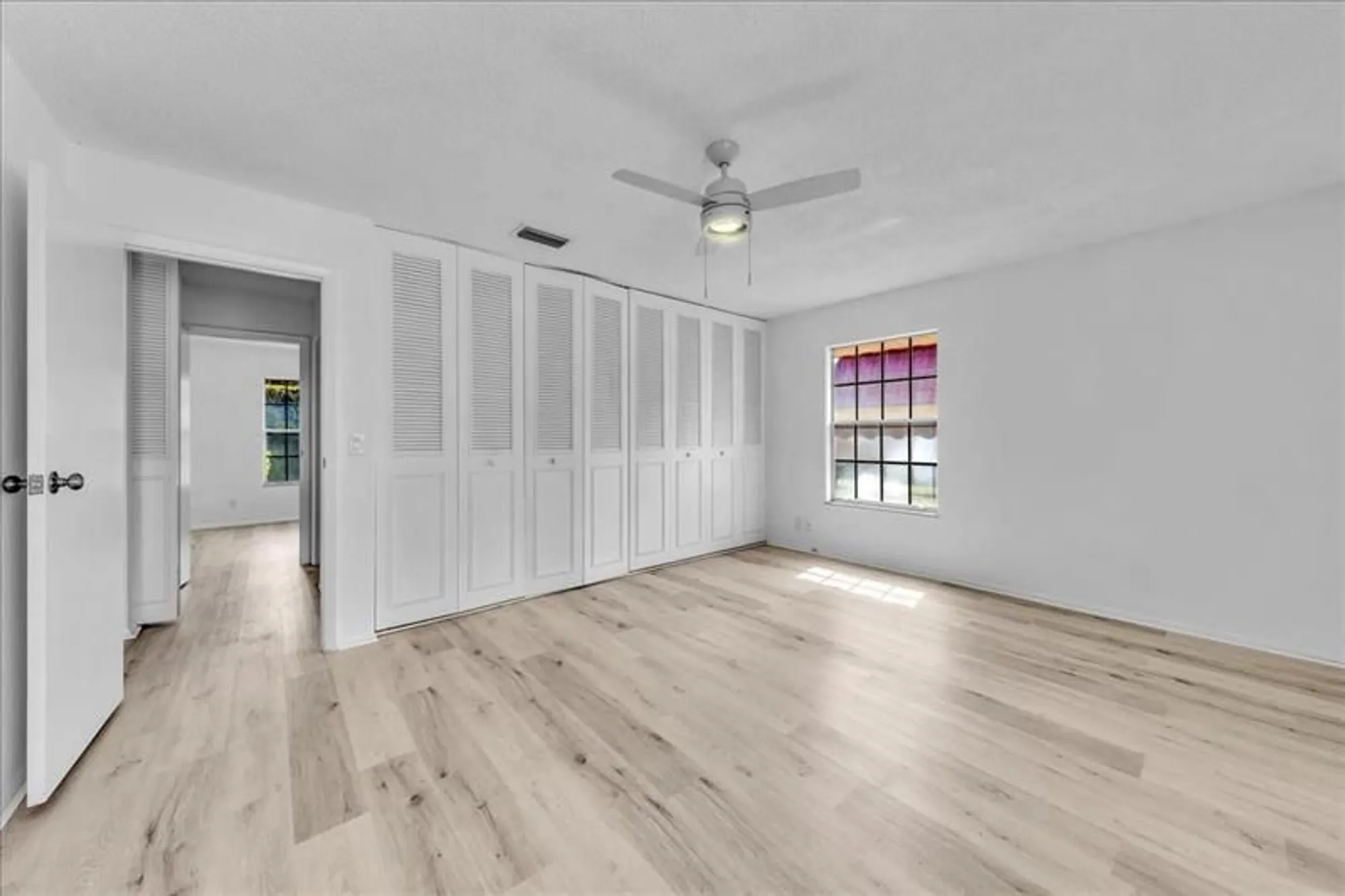 Property Slideshow image 19 of 38 | 123 amherst ln # 123, Lake Worth, FL, 33467