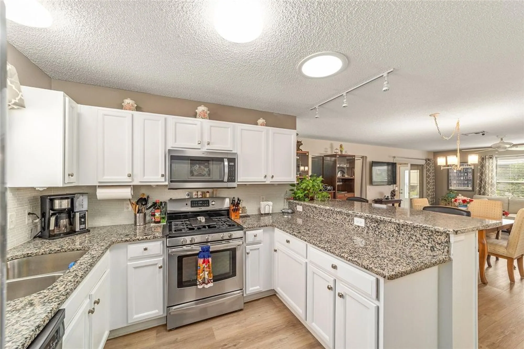 Property Slideshow image 8 of 33 | 3288 oakdale pl, The Villages, FL, 32162