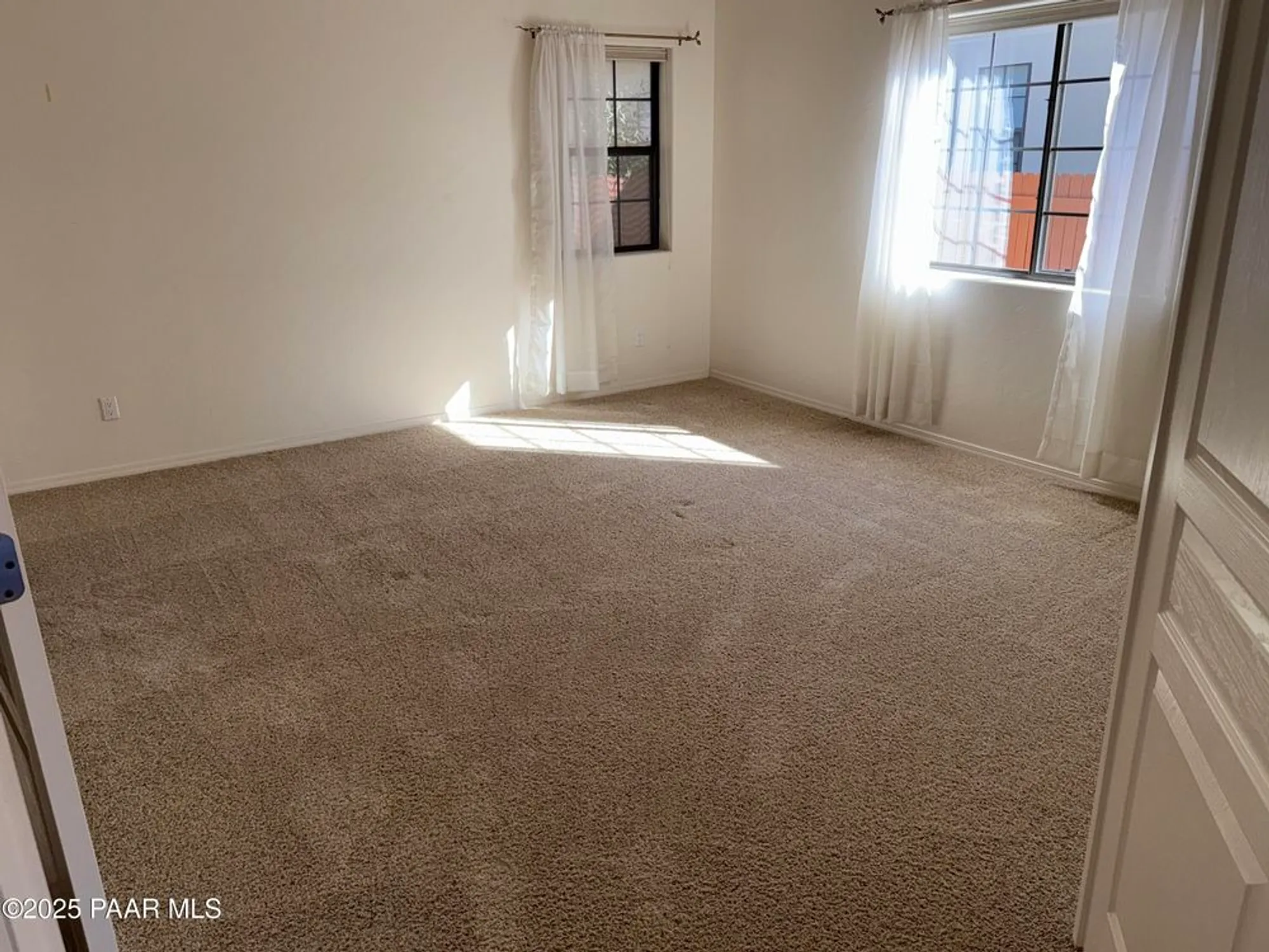 Property Slideshow image 15 of 25 | 1183 gardenia ln, Prescott, AZ, 86305