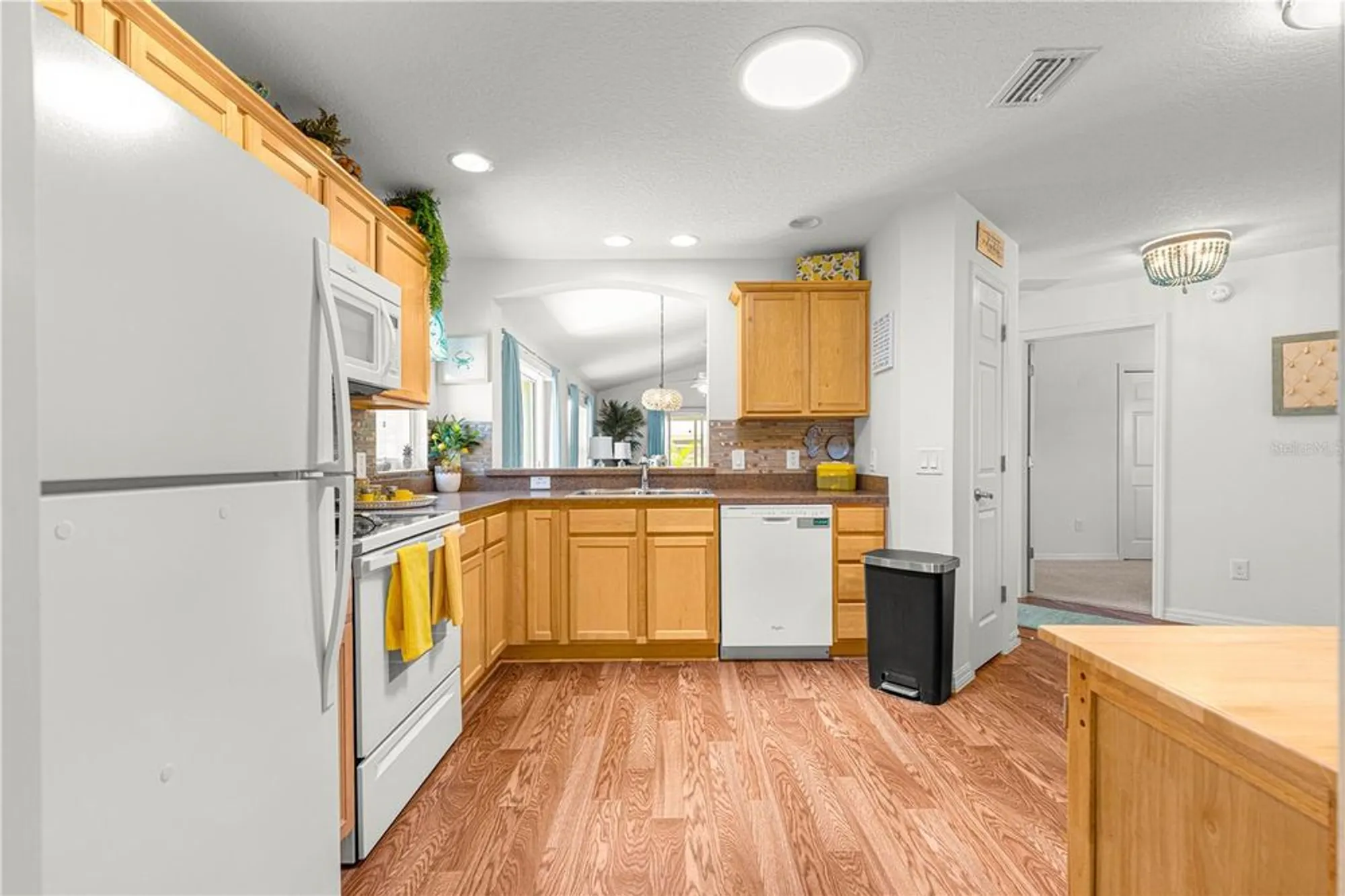 Property Slideshow image 11 of 46 | 1751 brandenburg ct, The Villages, FL, 32163