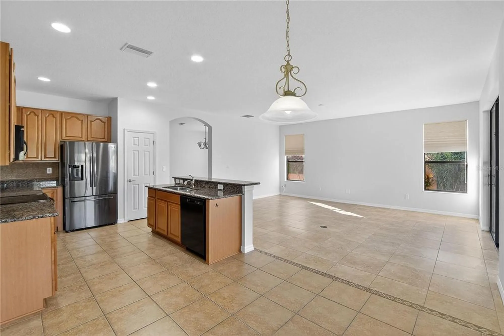 Property Slideshow image 17 of 76 | 331 cedar falls dr, Apollo Beach, FL, 33572