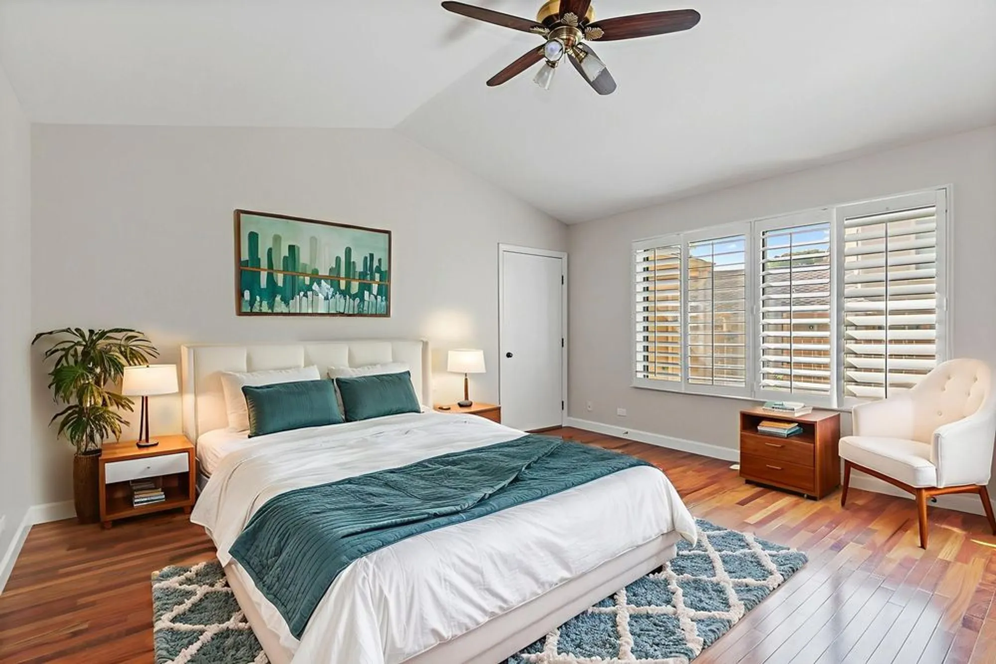 Property Slideshow image 17 of 39 | 830 oak hill rd, Lake Barrington, IL, 60010