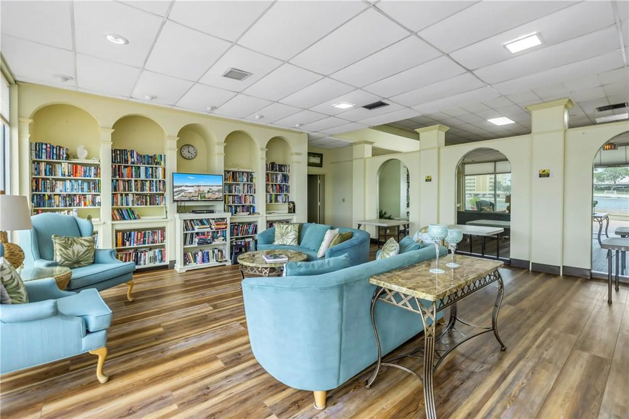Property Slideshow image 61 of 73 | 4525 cove cir apt 102, Saint Petersburg, FL, 33708