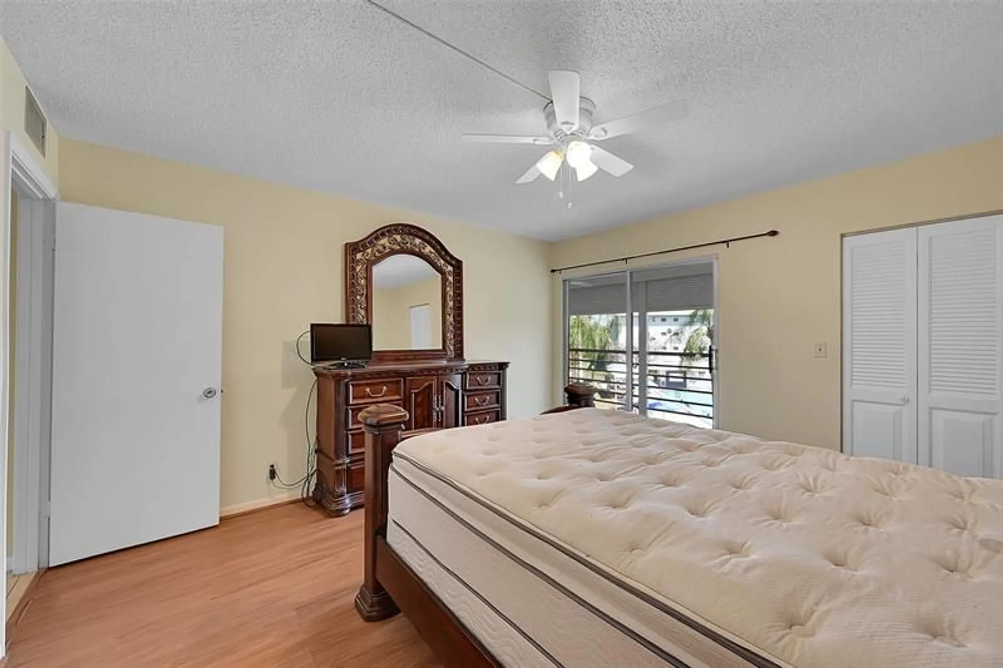 Property Slideshow image 18 of 29 | 2901 victoria cir k3, Coconut Creek, FL, 33066