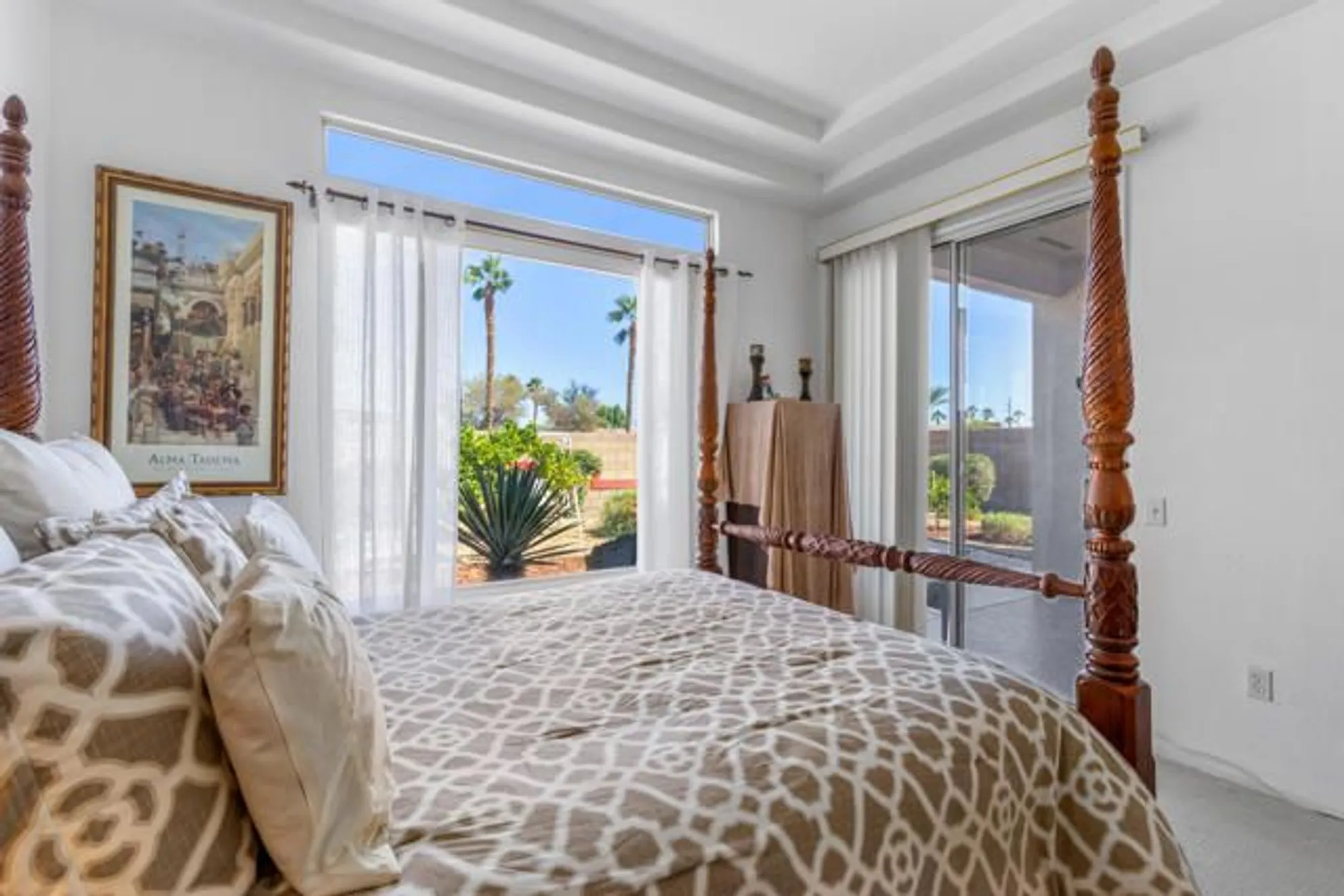 Property Slideshow image 29 of 65 | 43986 medinah dr, Indio, CA, 92201