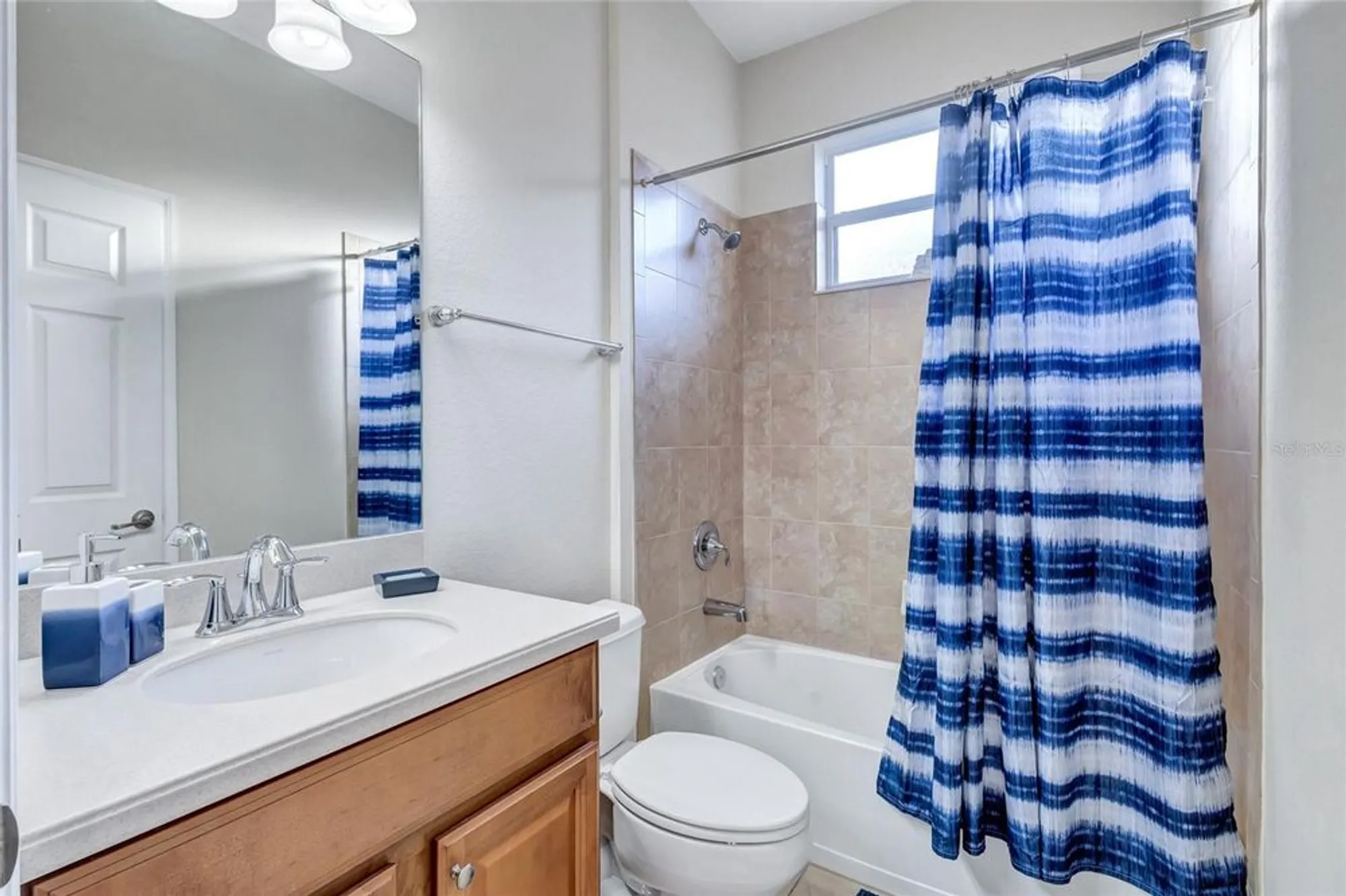 Property Slideshow image 27 of 68 | 9019 heritage sound dr, Bradenton, FL, 34212