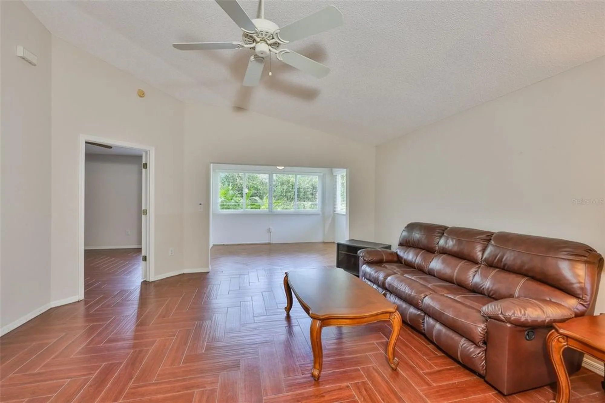 Property Slideshow image 12 of 40 | 2433 nantucket harbor loop, Sun City Center, FL, 33573