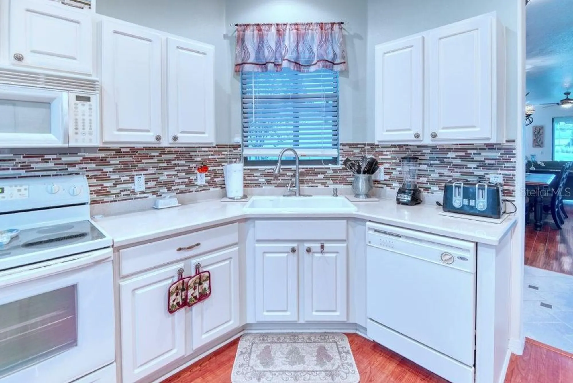 Property Slideshow image 12 of 52 | 128 rialto rd, Kissimmee, FL, 34759