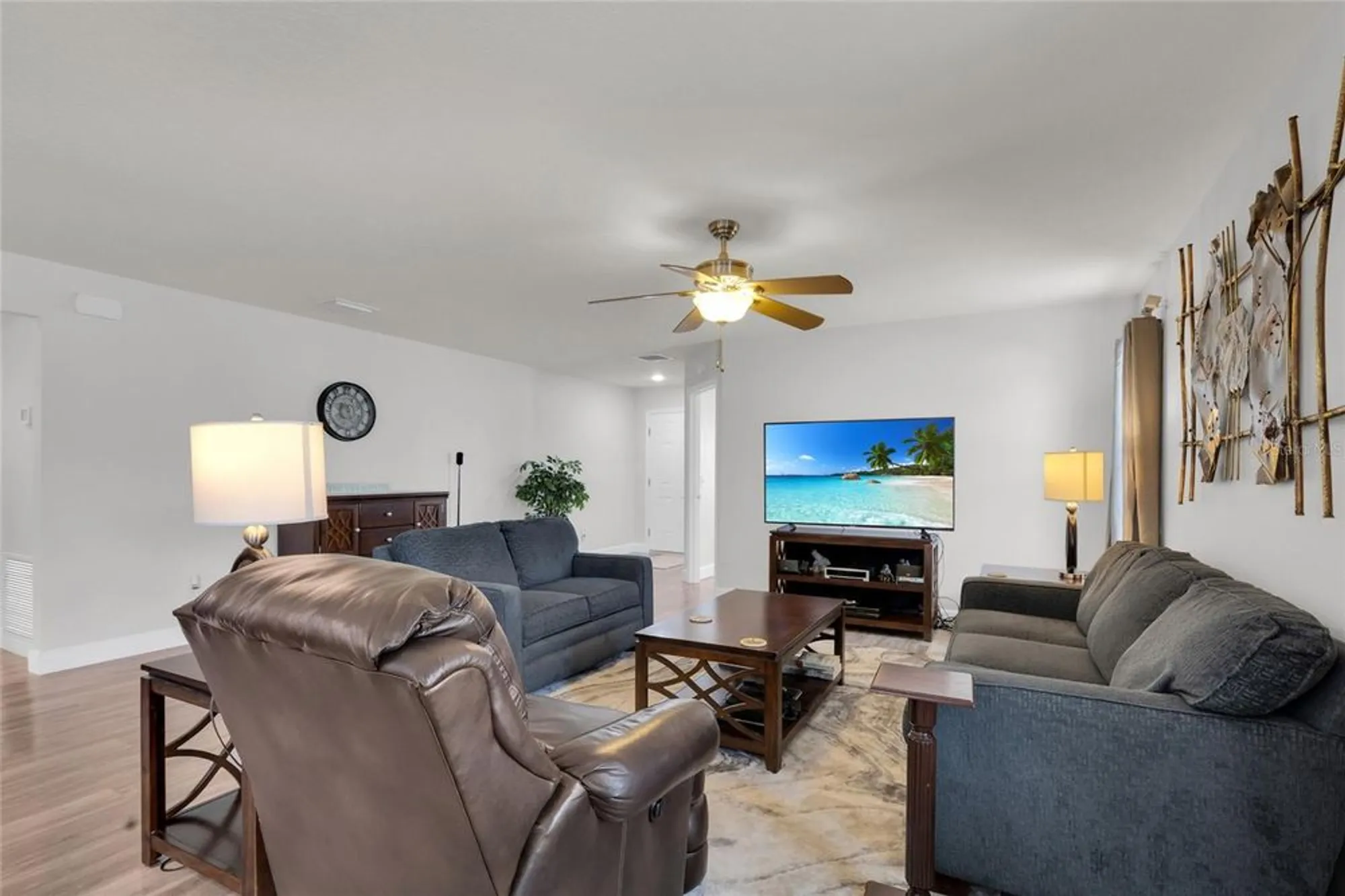 Property Slideshow image 8 of 37 | 3203 islawild way, The Villages, FL, 32163