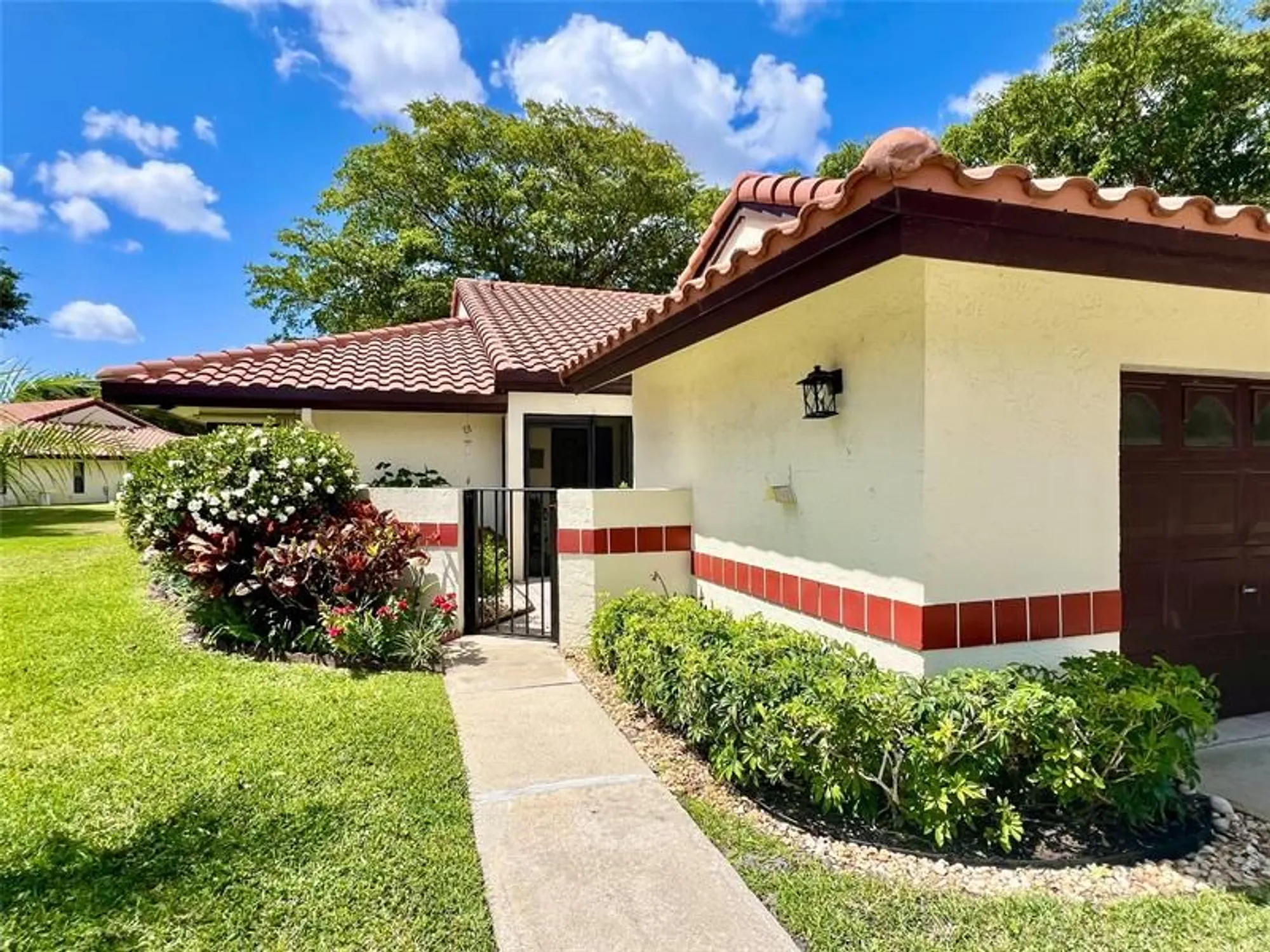 Property Slideshow image 37 of 59 | 10726 beach palm ct a, Boynton Beach, FL, 33437