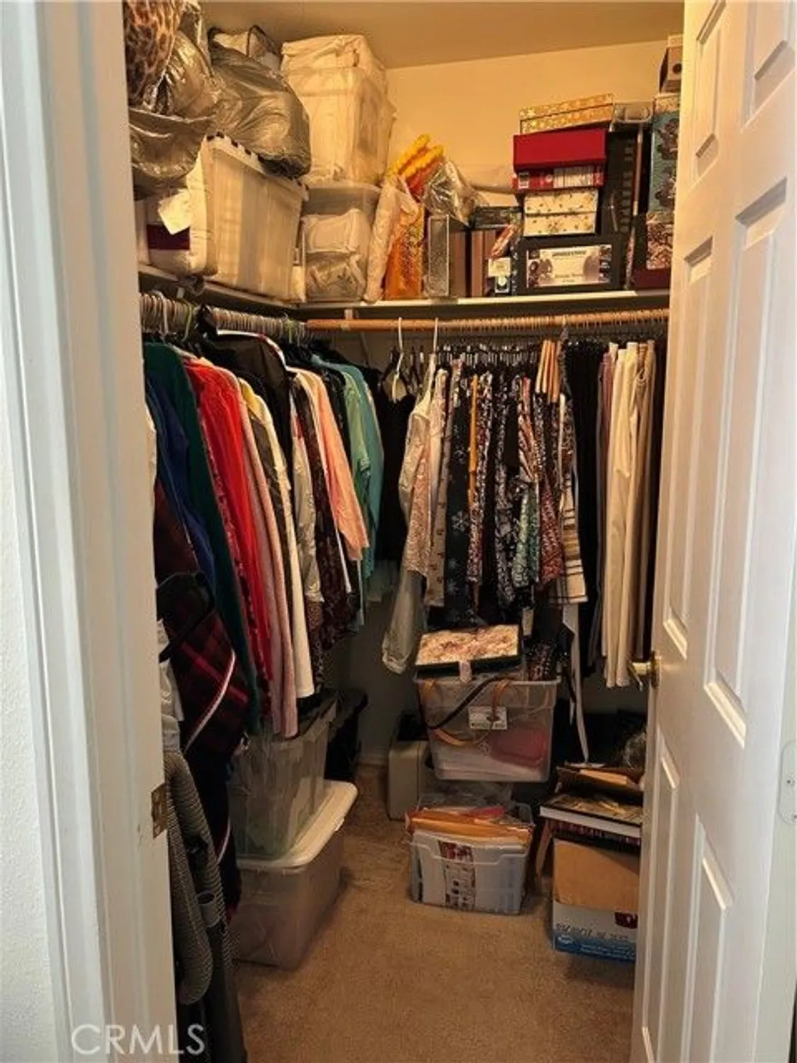 Property Slideshow image 19 of 24 | 11580 oak st, Apple Valley, CA, 92308