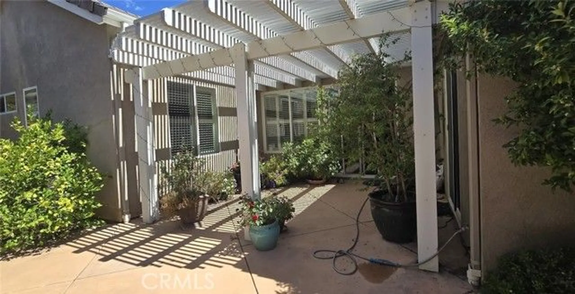 Property Slideshow image 5 of 26 | 240 glenview ln, Hemet, CA, 92545