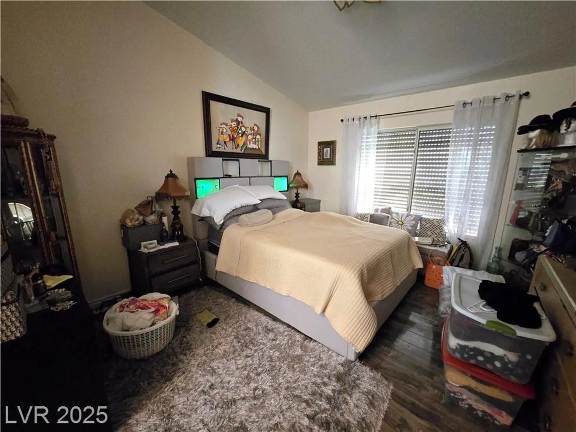 Property Slideshow image 7 of 13 | 415 golden state st, Henderson, NV, 89012