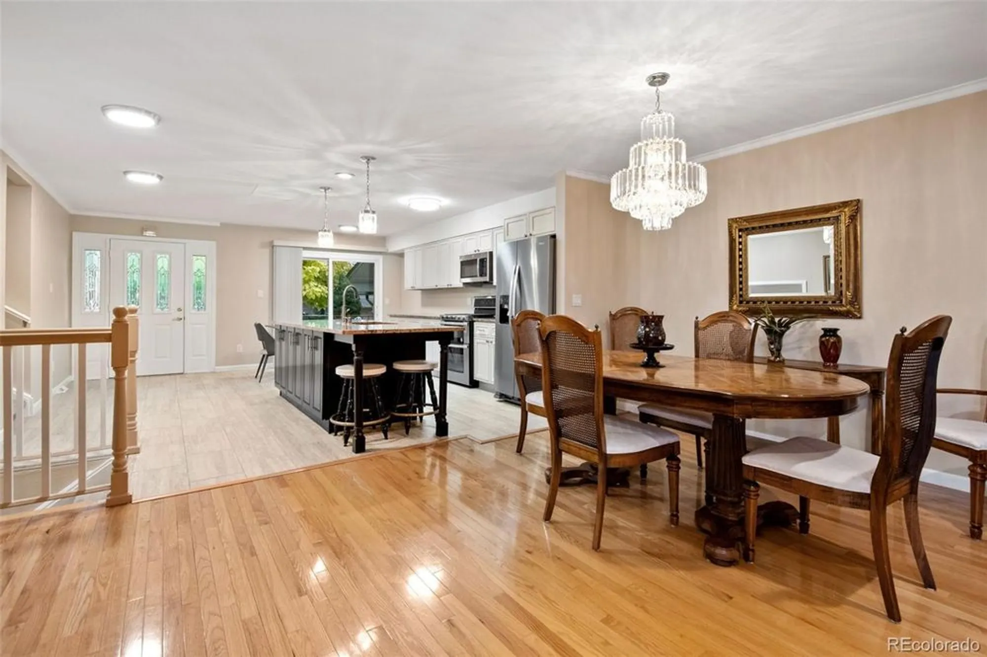 Property Slideshow image 9 of 26 | 7433 w cedar cir, Lakewood, CO, 80226