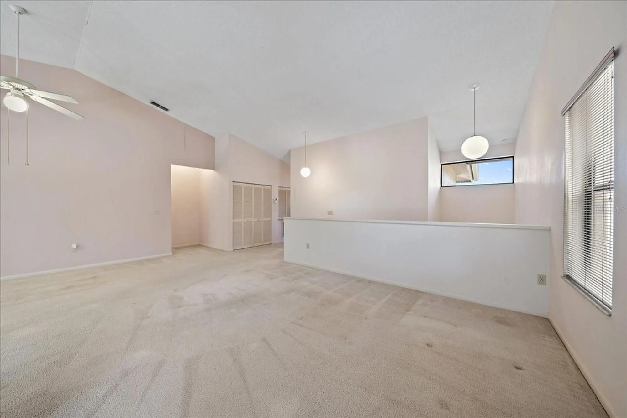 Property Slideshow image 12 of 54 | 1654 starling dr 201, Sarasota, FL, 34231