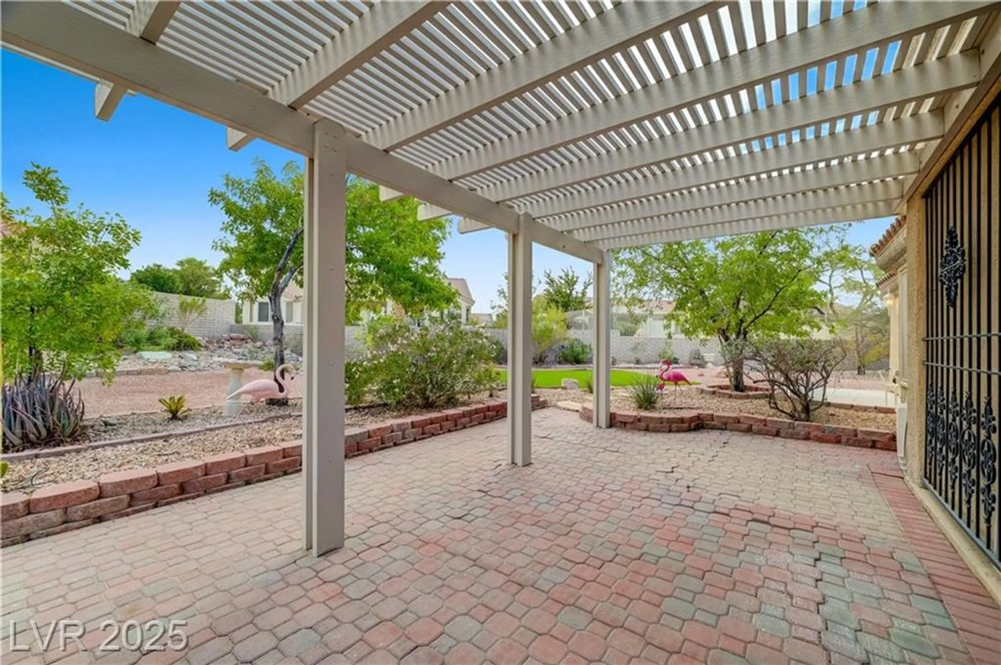Property Slideshow image 60 of 69 | 3033 merimar dr, Las Vegas, NV, 89134