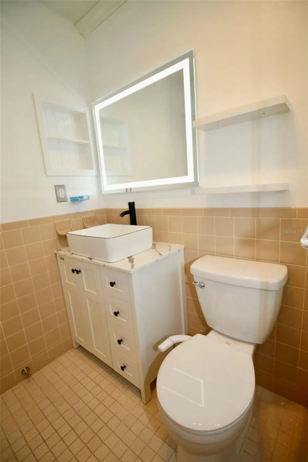 Property Slideshow image 38 of 47 | 3643 mainlands blvd, Pinellas Park, FL, 33782