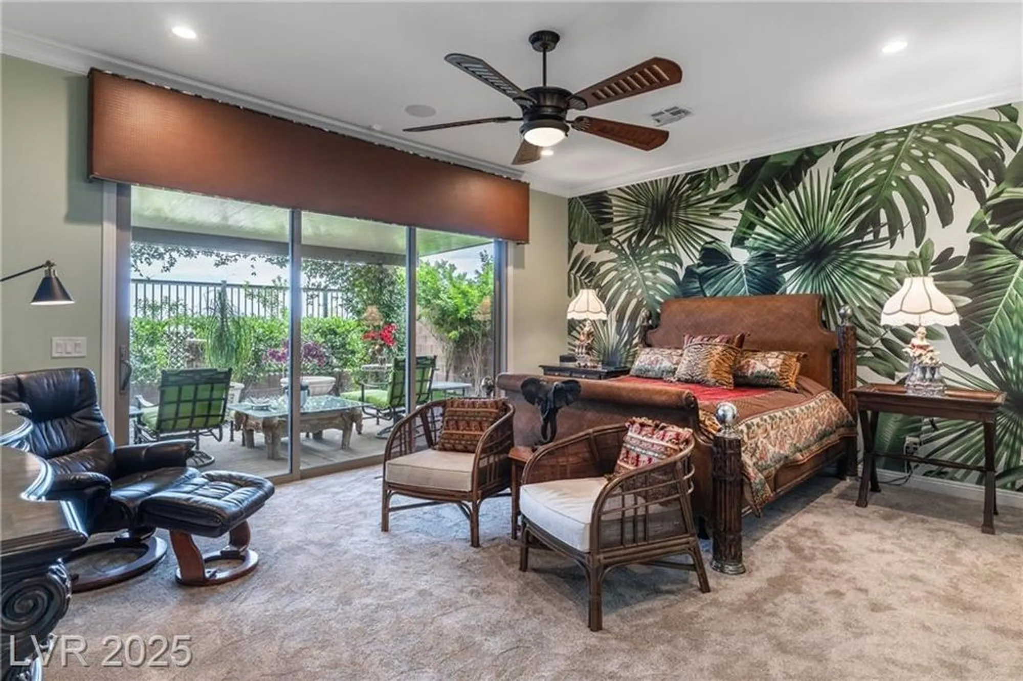 Property Slideshow image 27 of 93 | 6826 regency crest ave, Las Vegas, NV, 89148
