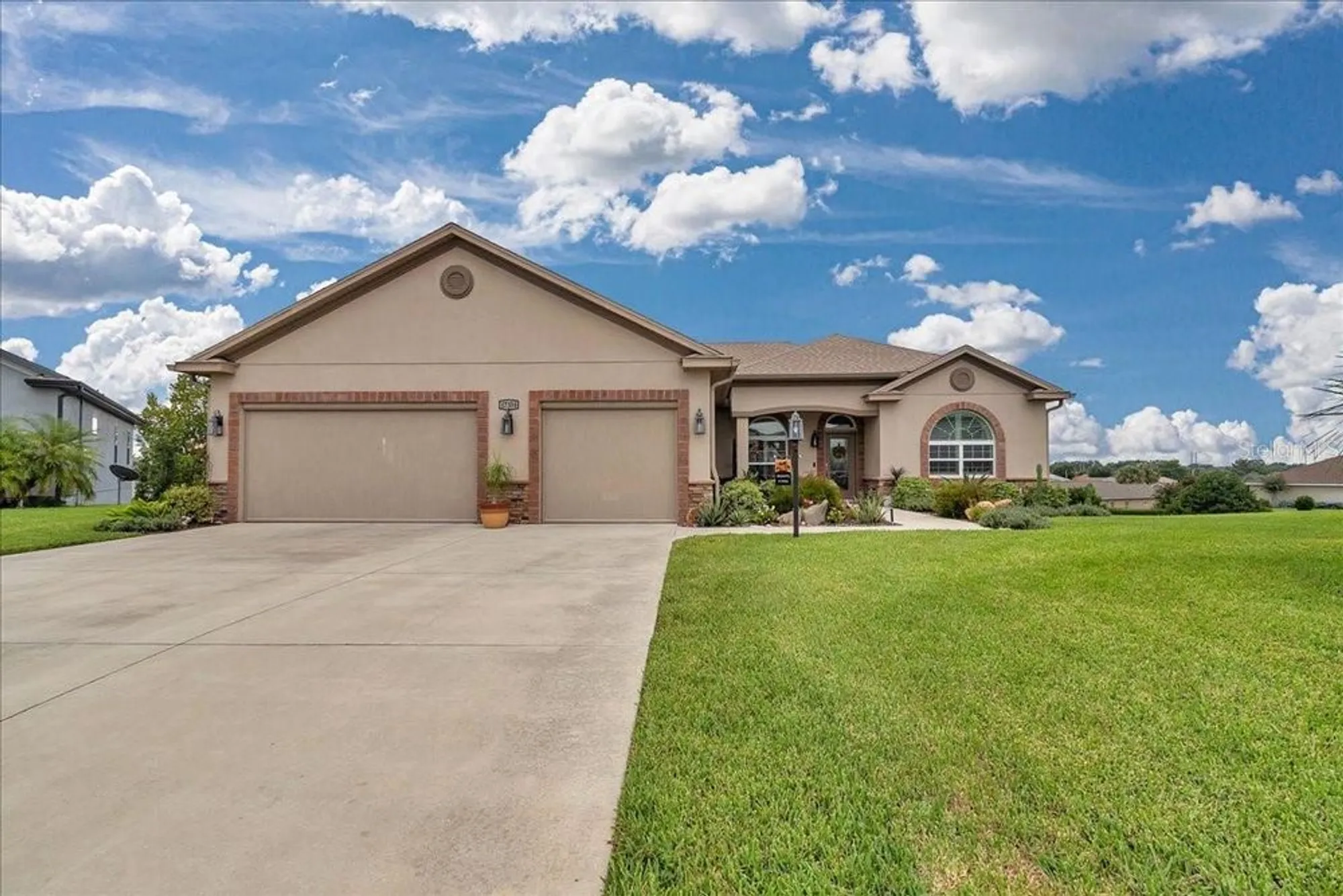 Property Slideshow image 1 of 49 | 17354 se 112th court rd, Summerfield, FL, 34491