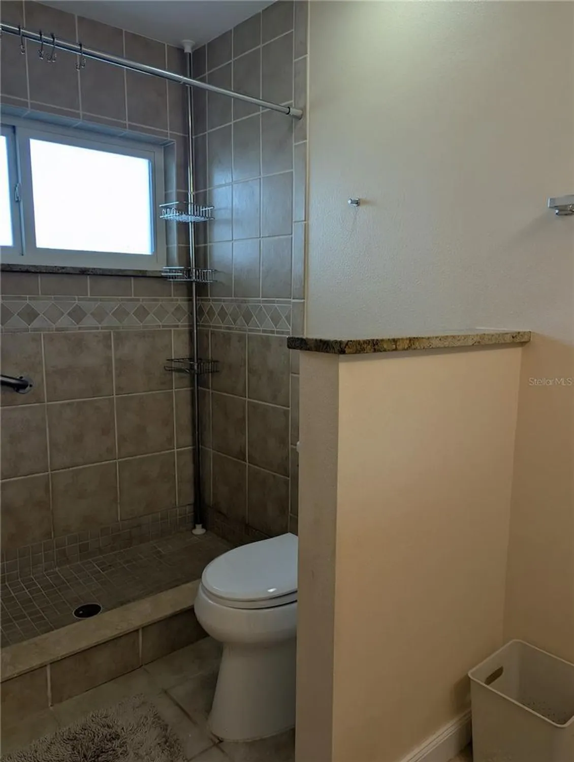 Property Slideshow image 9 of 47 | 9154 42nd ln n # 5, Pinellas Park, FL, 33782