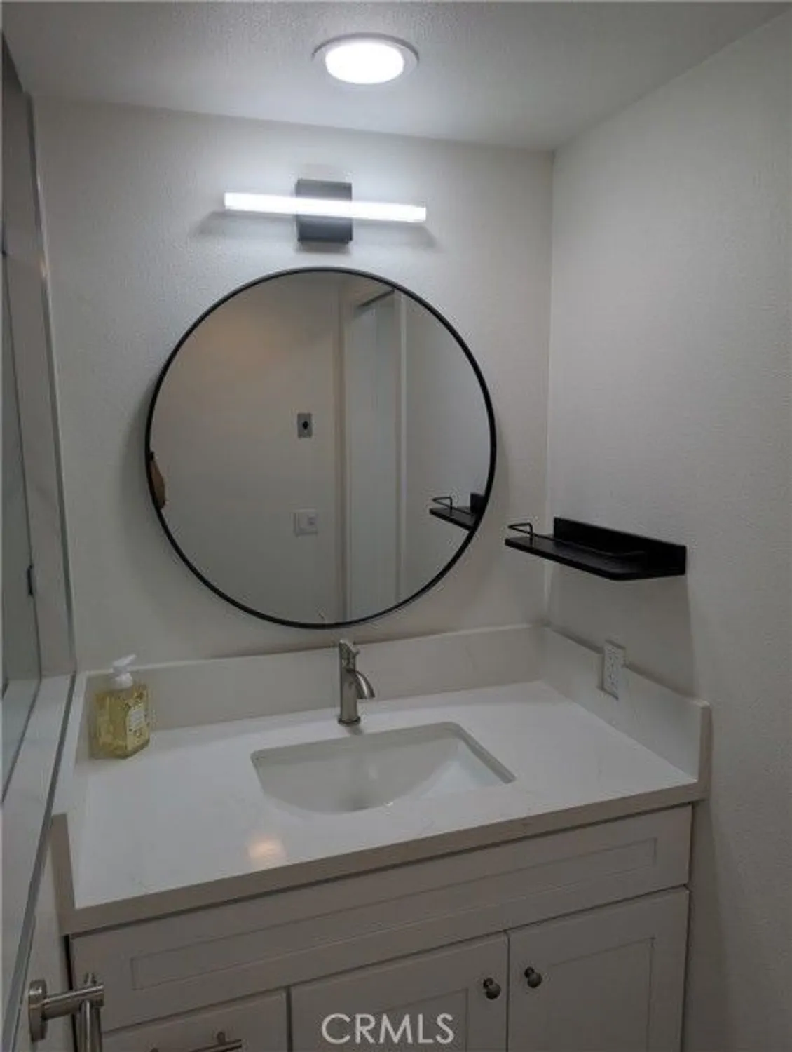 Property Slideshow image 32 of 51 | 2296 via puerta b, Laguna Woods, CA, 92637