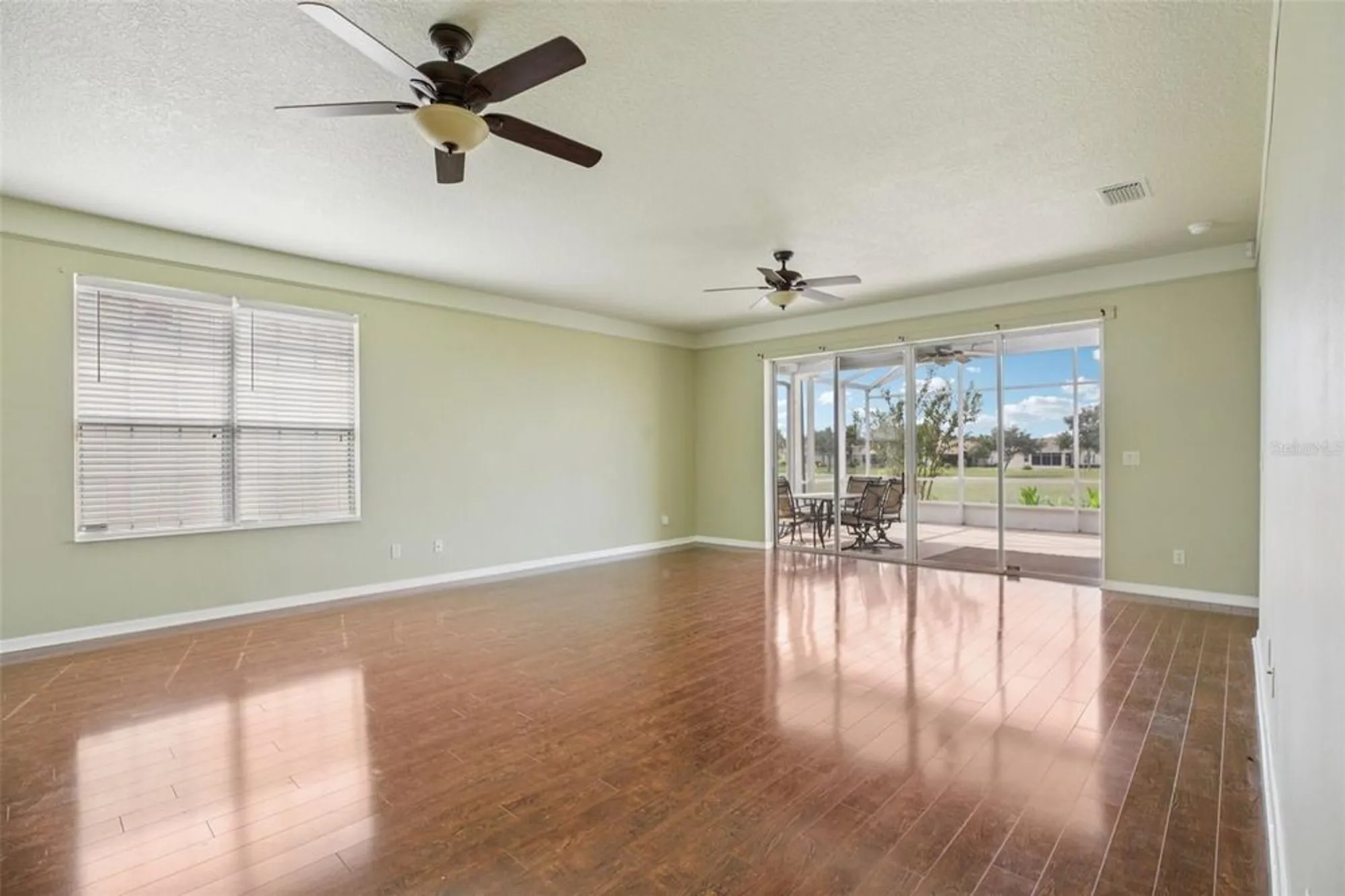Property Slideshow image 10 of 53 | 27313 falcon feather way, Leesburg, FL, 34748