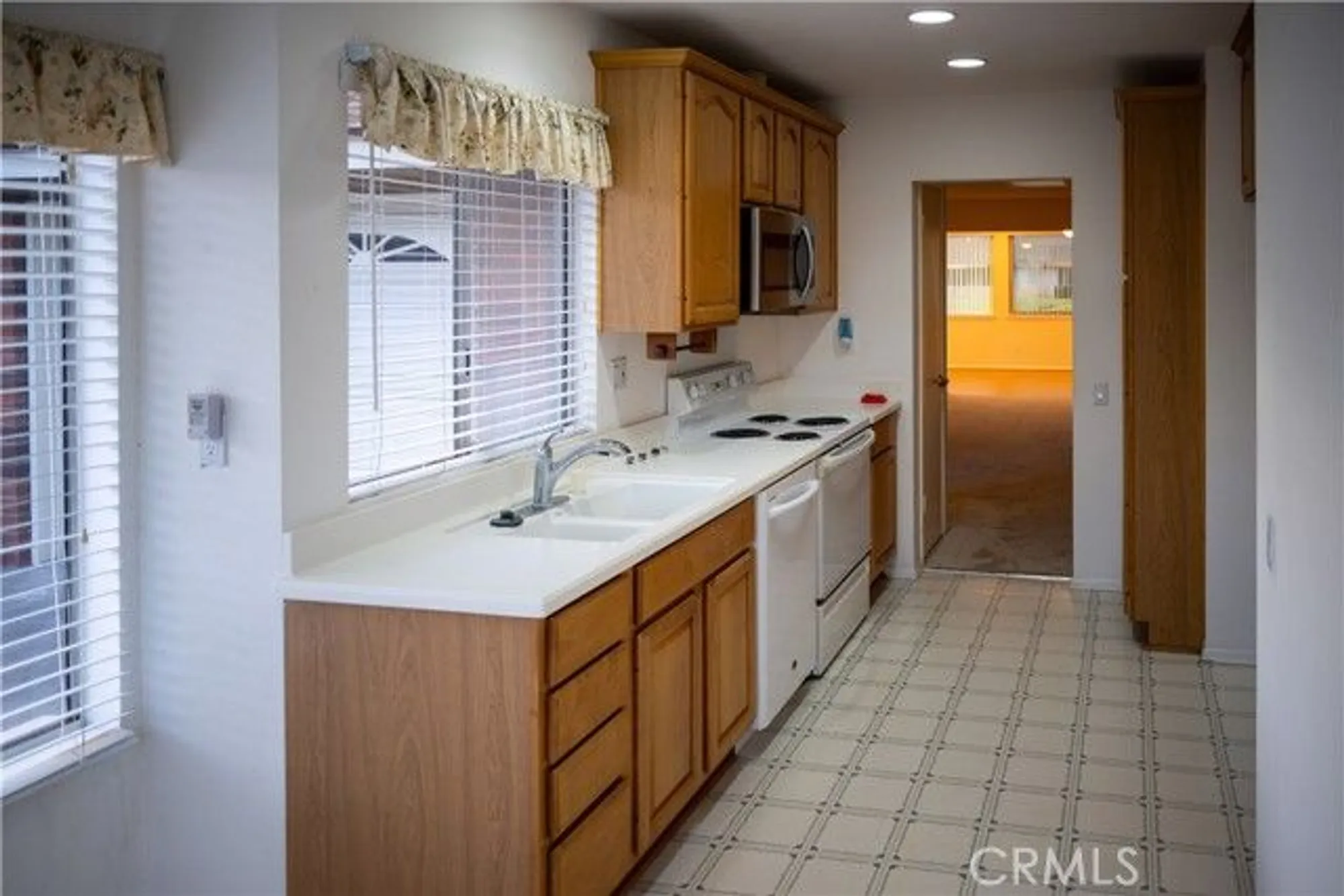 Property Slideshow image 26 of 38 | 4208 village 4, Camarillo, CA, 93012