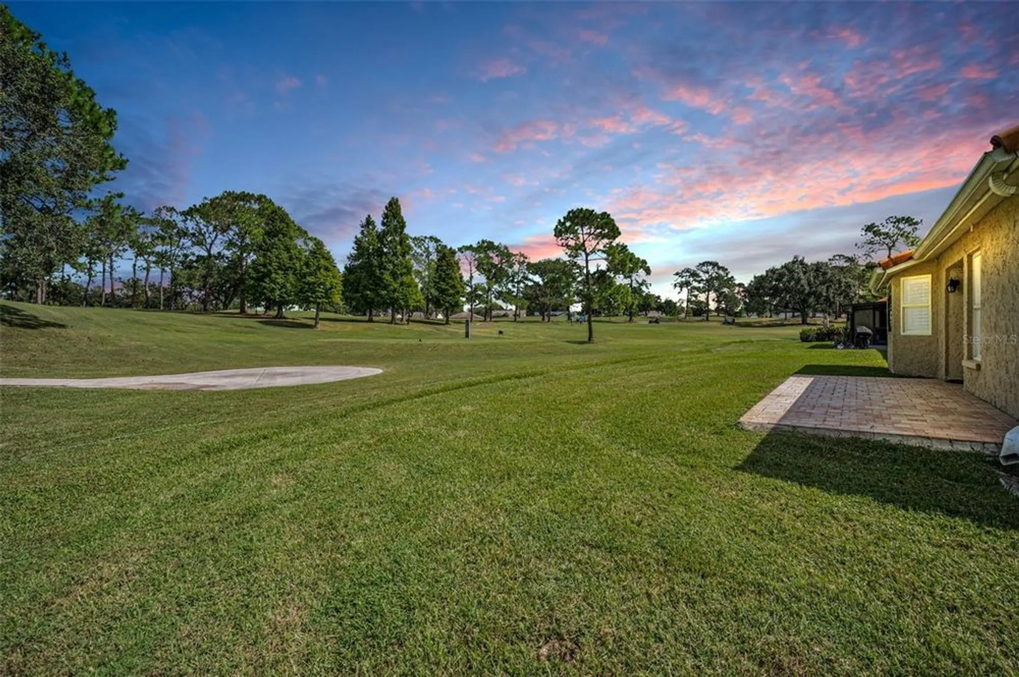Property Slideshow image 28 of 58 | 1199 woodfield ct, Palm Harbor, FL, 34684