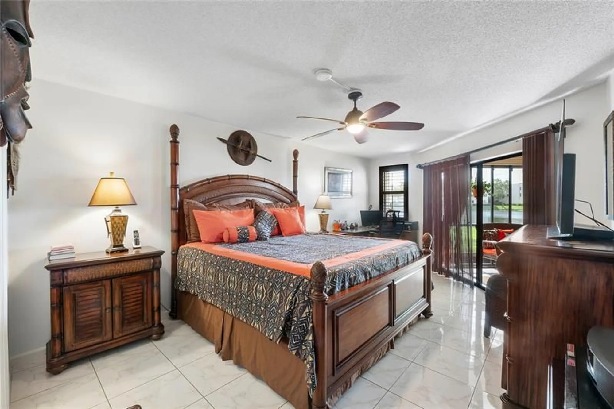Property Slideshow image 14 of 37 | 7219 fairfax dr 110, Tamarac, FL, 33321