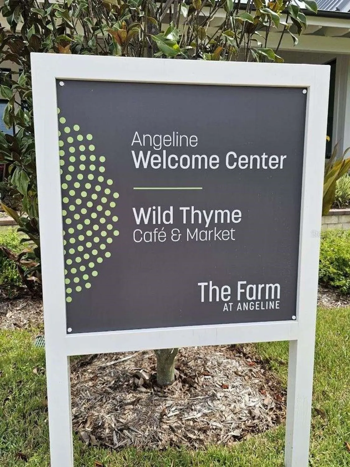 Property Slideshow image 36 of 39 | 16816 shell bay dr, Land O Lakes, FL, 34638