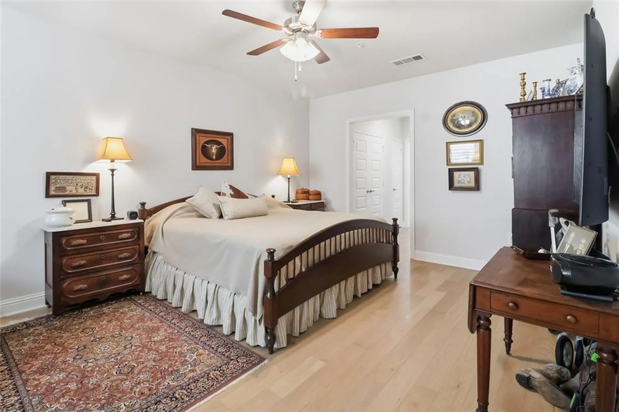 Property Slideshow image 10 of 32 | 651 n watters rd apt 8202, Allen, TX, 75013
