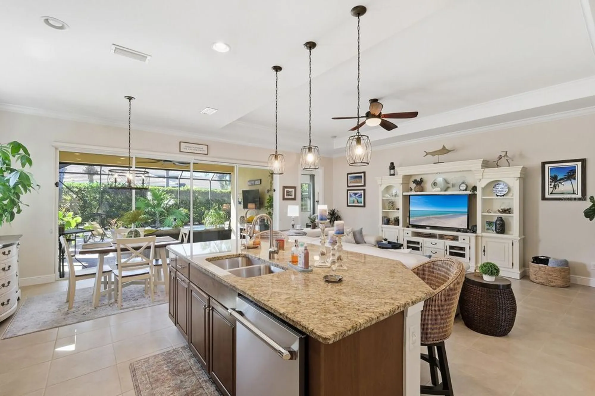 Property Slideshow image 17 of 89 | 1250 tidewater ct, Bradenton, FL, 34208