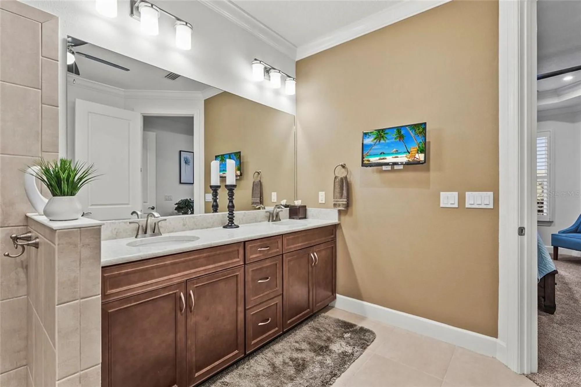 Property Slideshow image 26 of 84 | 6253 mesa gln, Bradenton, FL, 34203