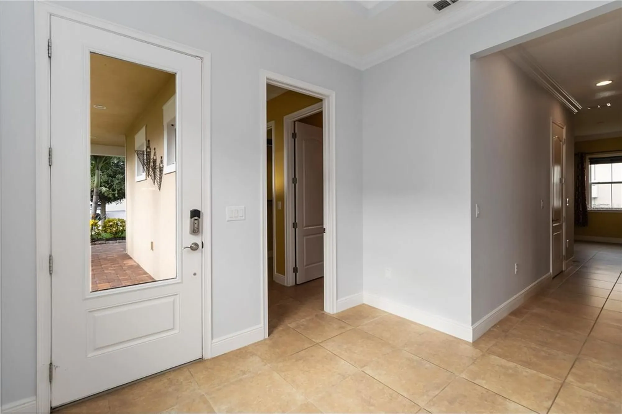 Property Slideshow image 6 of 54 | 5043 vantage ct, Saint Cloud, FL, 34772