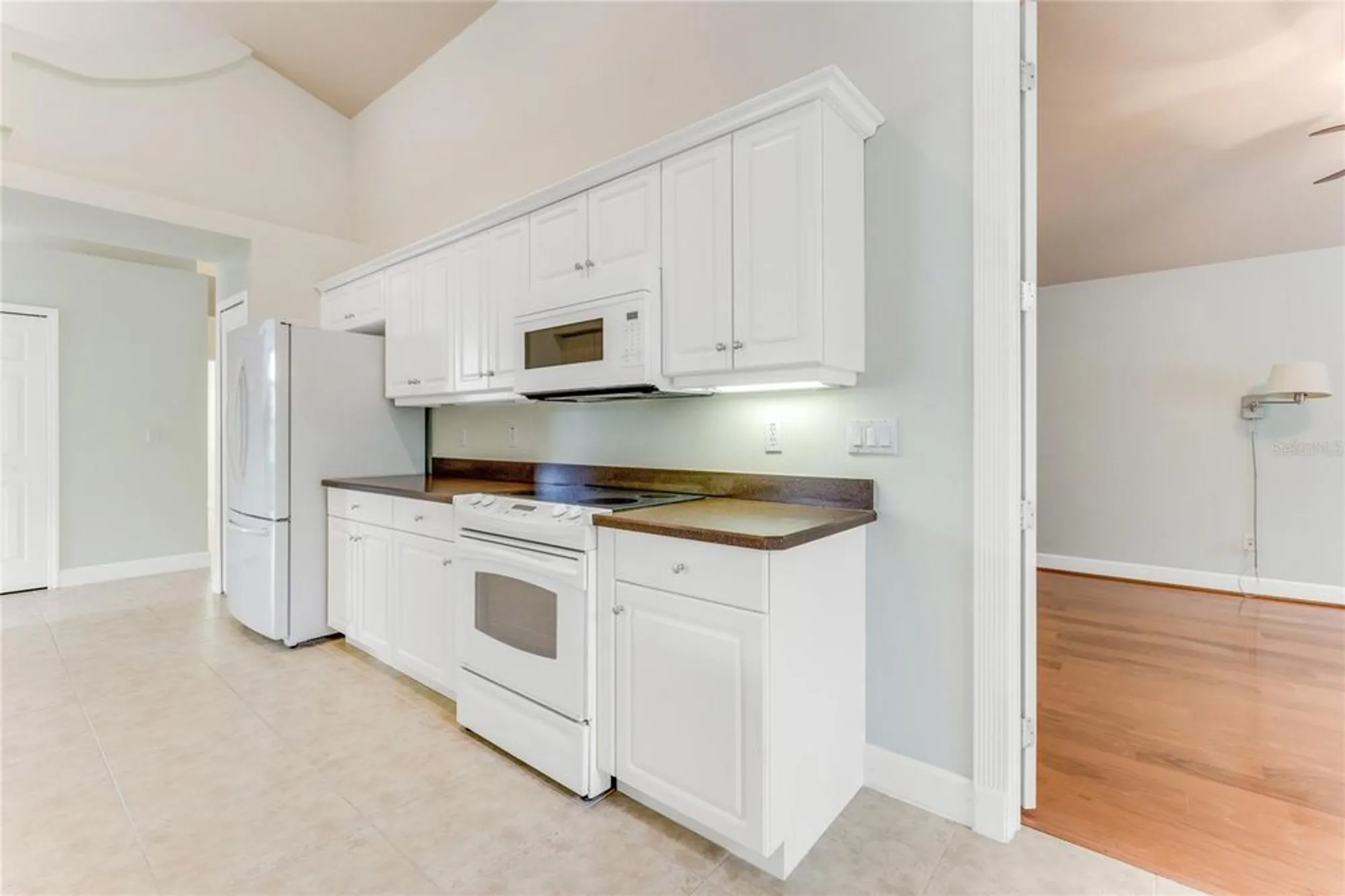 Property Slideshow image 8 of 40 | 1169 kilkenny ln, Ormond Beach, FL, 32174