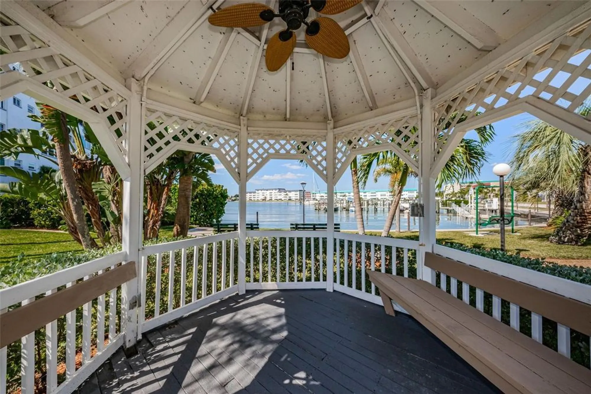 Property Slideshow image 37 of 82 | 6020 shore blvd 1009, Gulfport, FL, 33707