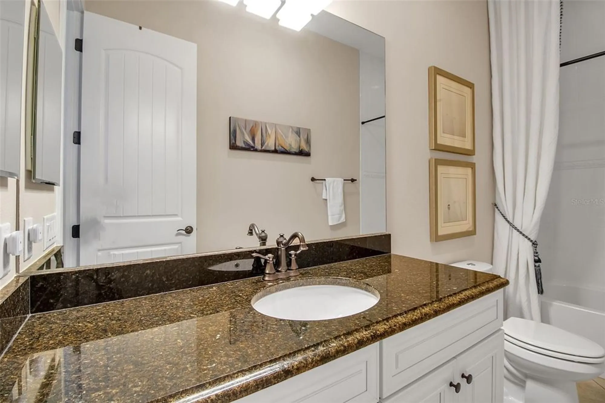 Property Slideshow image 62 of 99 | 321 sapphire lake dr 202, Bradenton, FL, 34209