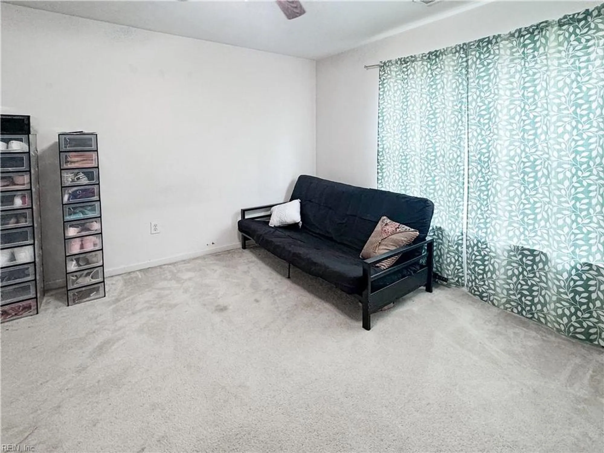 Property Slideshow image 31 of 38 | 2937 einstein dr, Virginia Beach, VA, 23456