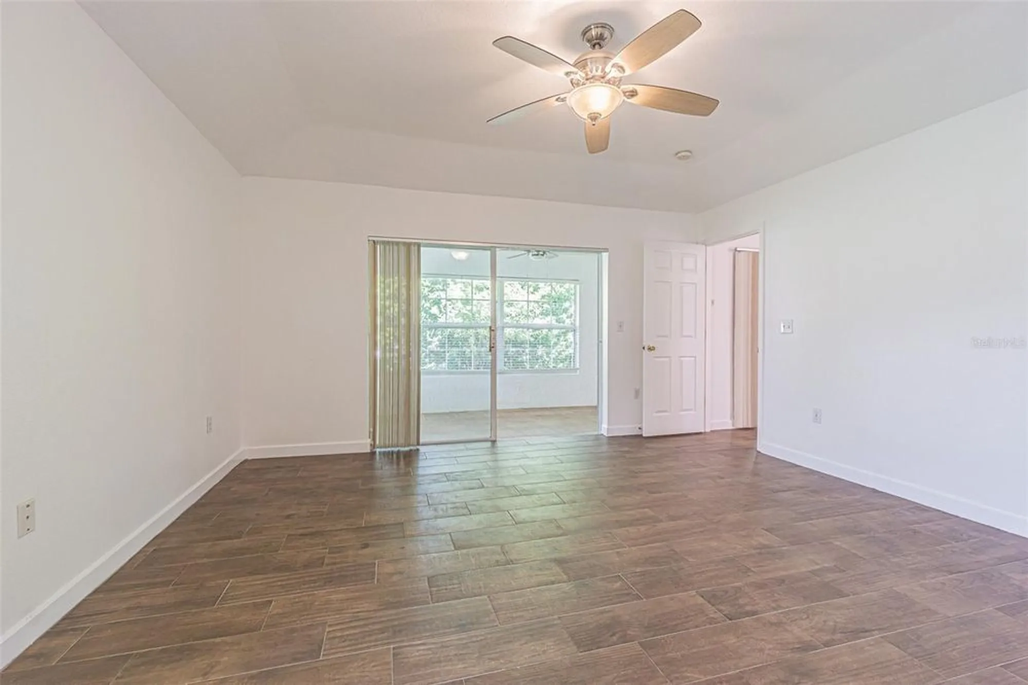 Property Slideshow image 26 of 90 | 11027 dormie dr, San Antonio, FL, 33576