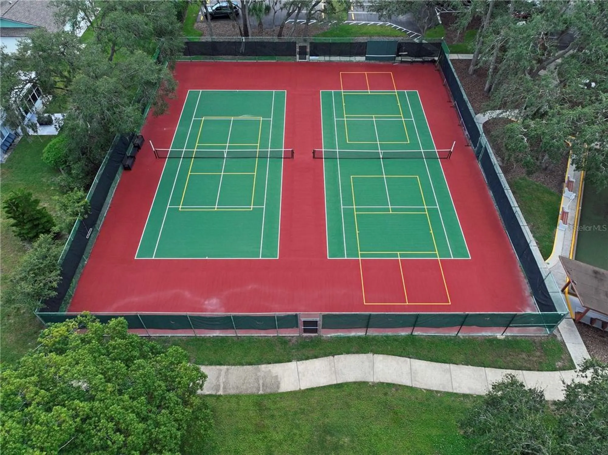 Property Slideshow image 20 of 26 | 8101 casuarina dr, Port Richey, FL, 34668